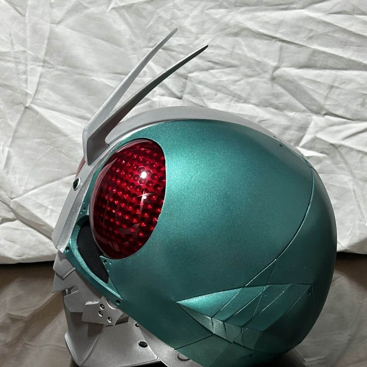 Kamen Rider Helmet Cosplay Wearable LED Resin Mask Head gear Takeshi Hongo Masked Rider Custom Available