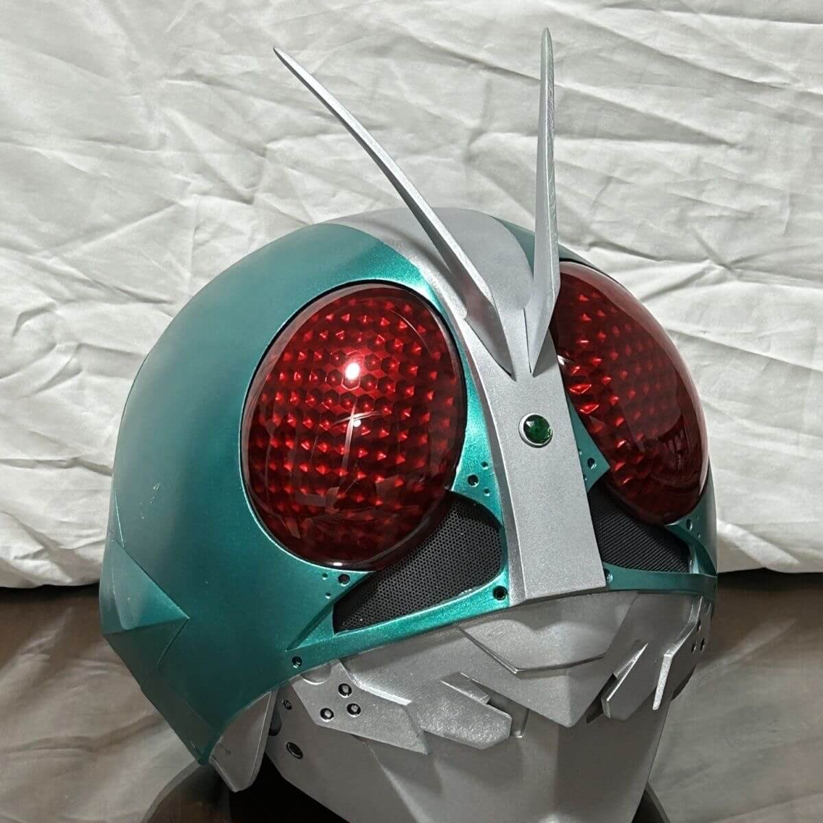 Kamen Rider Helmet Cosplay Wearable LED Resin Mask Head gear Takeshi Hongo Masked Rider Custom Available